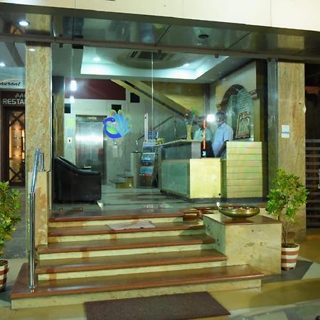 Hotel Chendhoor Residency Tiruchirappalli Exterior foto