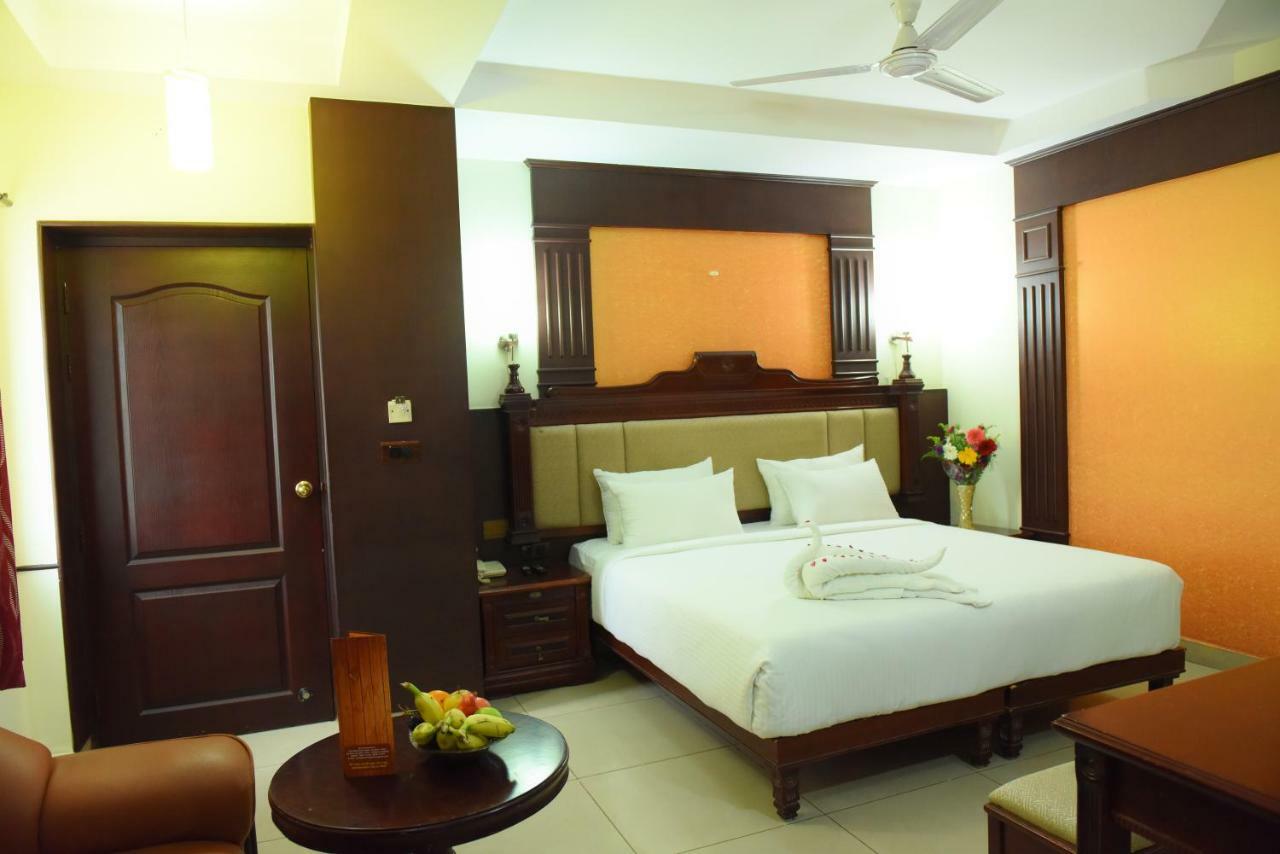 Hotel Chendhoor Residency Tiruchirappalli Exterior foto